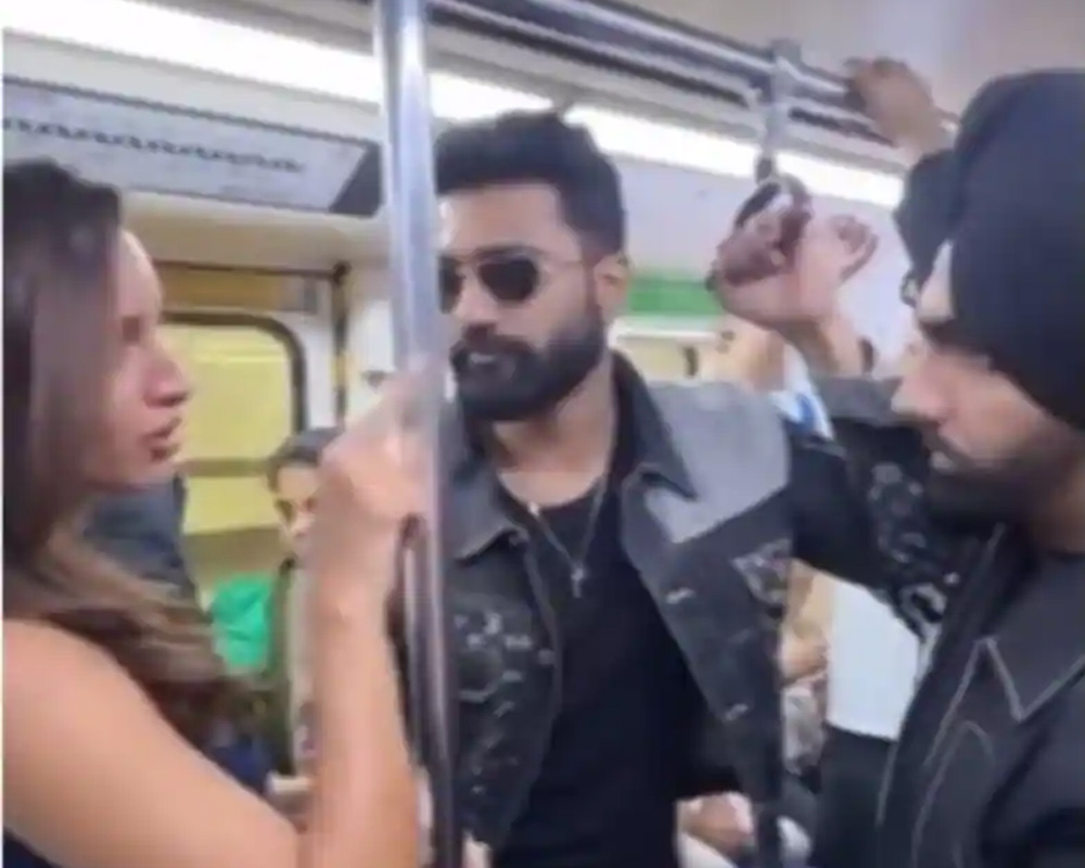 Vicky Kaushal,Triptii Dimri and Ammy Virk enjoy metro ride during 'Bad Newz' promotions in Delhi