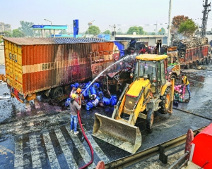 11 killed in LPG tanker-truck collision on Jaipur-Ajmer highway