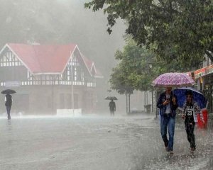 70 roads closed in Himachal, Met predicts heavy rain on Sept 2