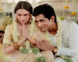 Aditi Rao Hydari, Siddharth tie the knot in intimate temple wedding