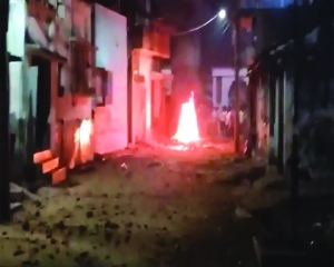 Communal clashes in Murshidabad puja pandal