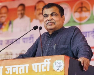 Cong 'distorted' Constitution, but now blaming BJP: Gadkari