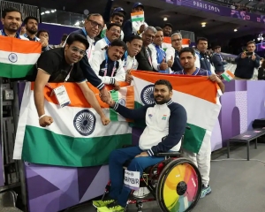 Dharambir smashes Asian record for gold, Pranav takes silver in Paralympic men's F51 club throw