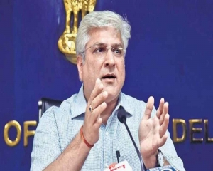 Do not shift vehicle inspection unit from Burari to Jhuljhuli for now: Gahlot to officials