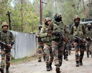 Gulmarg terror attack: Forces launch combing operation along LoC