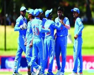 India pummel New Zealand by 214 runs