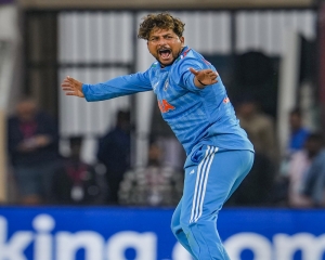 Kuldeep can add wicket-taking flair in Super 8 Stage: Fleming
