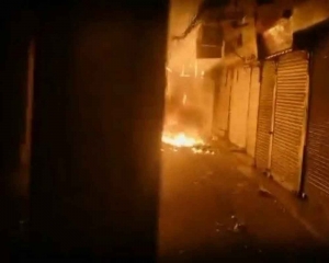 Mumbai: Fire breaks out in some shops in suburban Govandi; no casualties