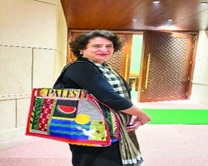 Priyanka’s Palestine bag, sets cat among pigeons