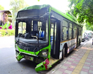 Speeding DTC bus mows down Delhi Policeman, IT student