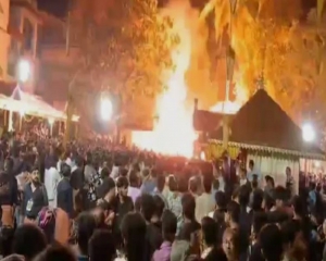 Temple fire mishap: Kerala govt to bear medical expenses of injured