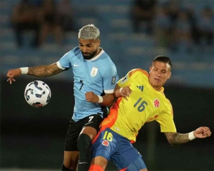 Uruguay beats Colombia 3-2 on last-minute goal in South American qualifying