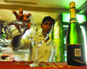 Want a drink in Delhi? Sarkari ID proof nikalo!