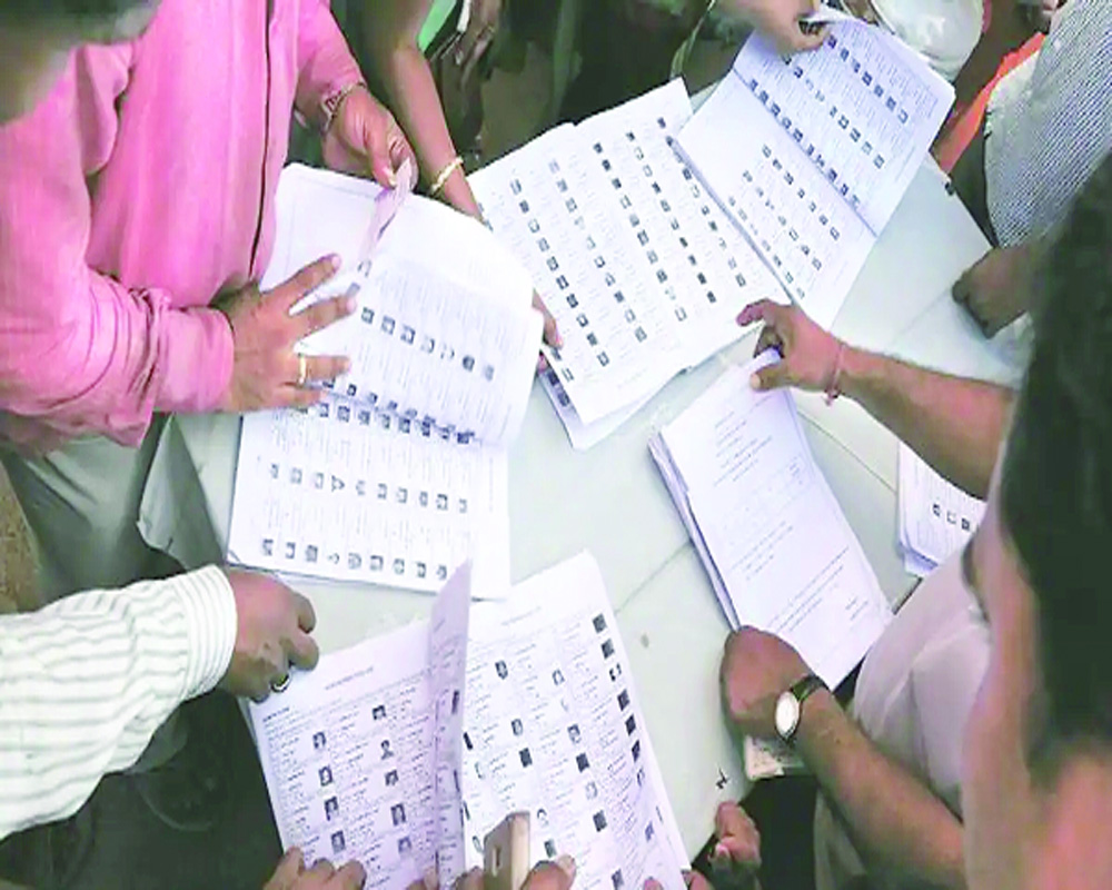 EC tightens scrutiny, as voter registration spikes in Delhi