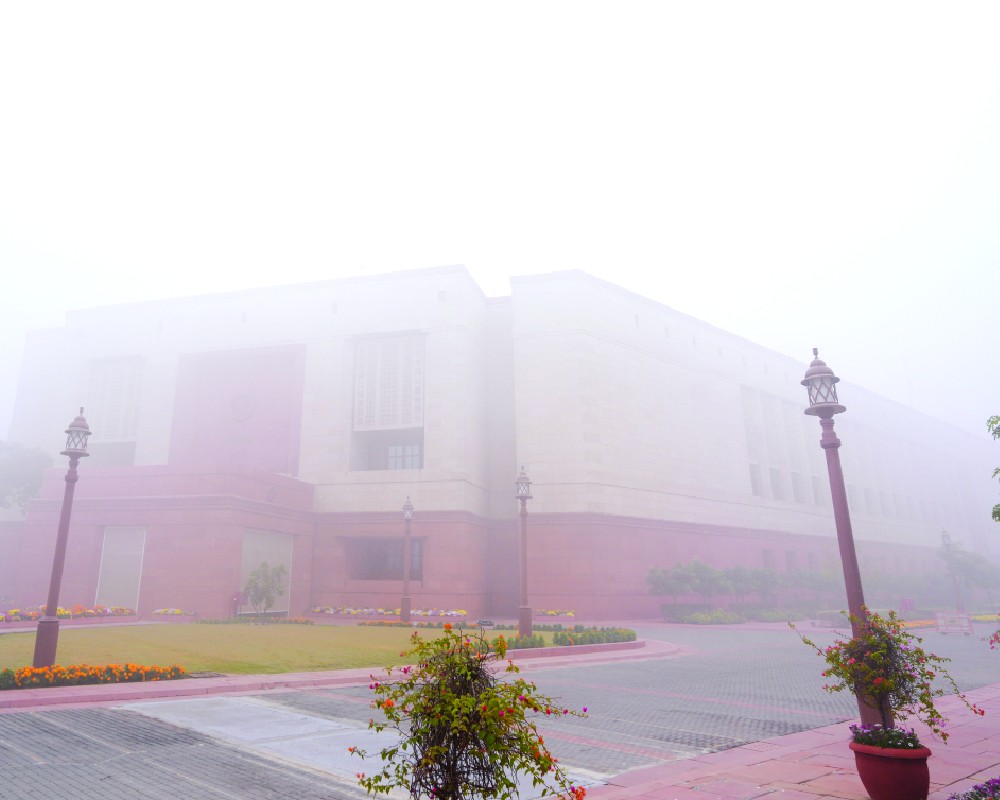 Foreign advisories amid Delhi smog