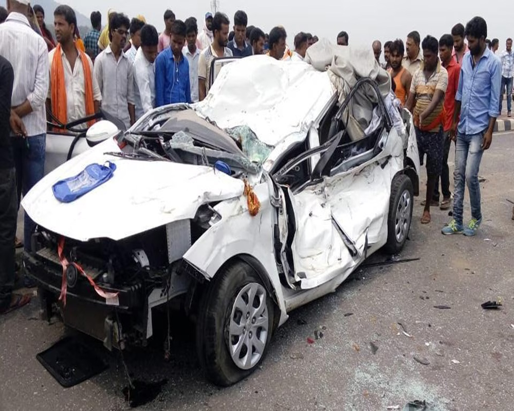 Four including 3 school students killed in road accident in J'khand's Ramgarh