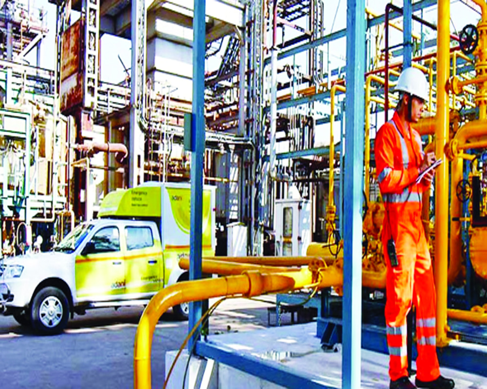 Government partially restores gas supply to IGL, Adani-Total