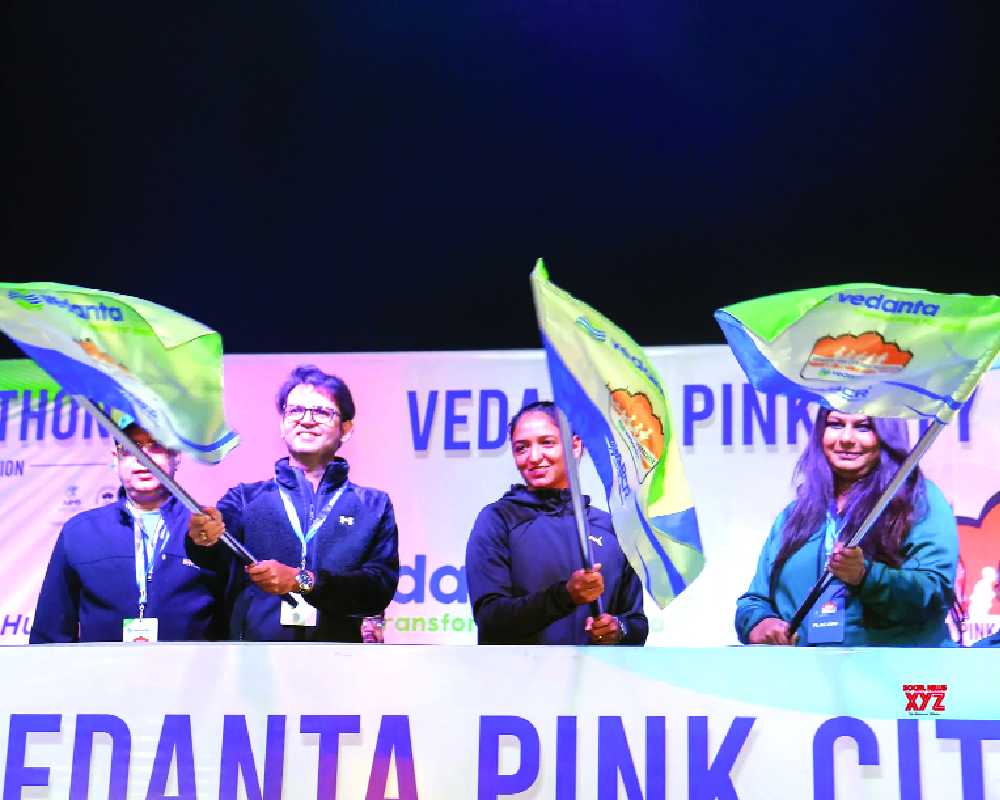 Harmanpreet Kaur flags off Pink City Half Marathon