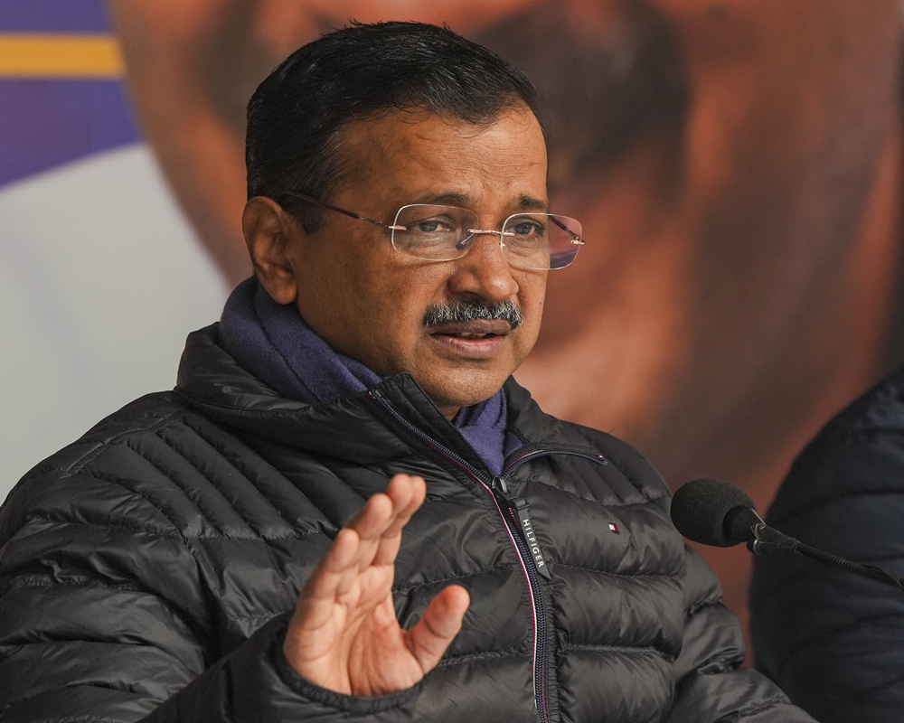 Kejriwal promises financial assistance for RWAs to hire security guards