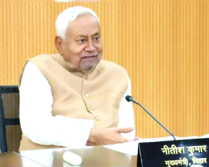 CM Nitish asks officials to work for public welfare