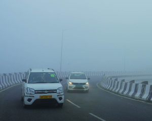 Delhi chokes in very poor air