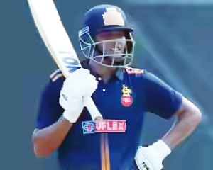 Dhull shines as Delhi beat Tamil Nadu