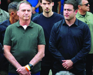 Ex-President Bolsonaro to leave prison for hernia surgery