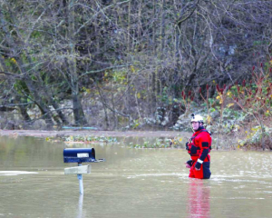 Flash flooding in northern California leads to soaked roads, one dead