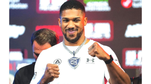 Former heavyweight Champion Joshua stable after crash