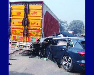 High-speed car rams four vehicles in Okhla
