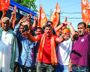 Hindu groups protest in Jammu over medical admissions