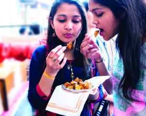 Indian food service market projected to cross USD 125 bn by 2030: Report