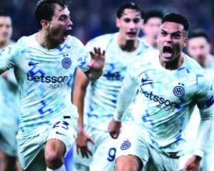 Inter take Serie A lead as Milan, Napoli stumble