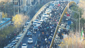 Iranian traders protest as currency hits record low