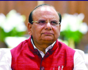 LG reduces penalty of compulsory retirement on MCD teacher