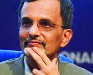 Not losing sleep over falling Rupee: CEA