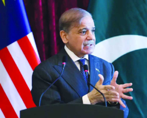 Pakistan sells loss-making PIA for 135 billion