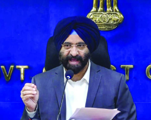 Sirsa urges residents to follow pollution-control measures