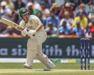 Spin-heavy Australia wins the toss and bats in 1st cricket test against Sri Lanka