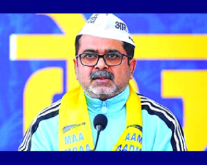 Teacher Avadh Ojha quits politics