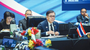 Top Thailand, Cambodian diplomats meet in China