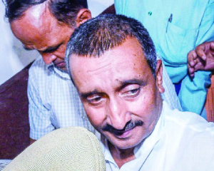 Unnao rape survivor moves CBI alleging IO colluded with Sengar