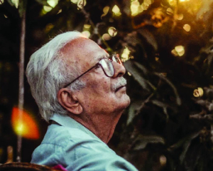 Vinod Kumar Shukla Cremated with state Honours in Raipur