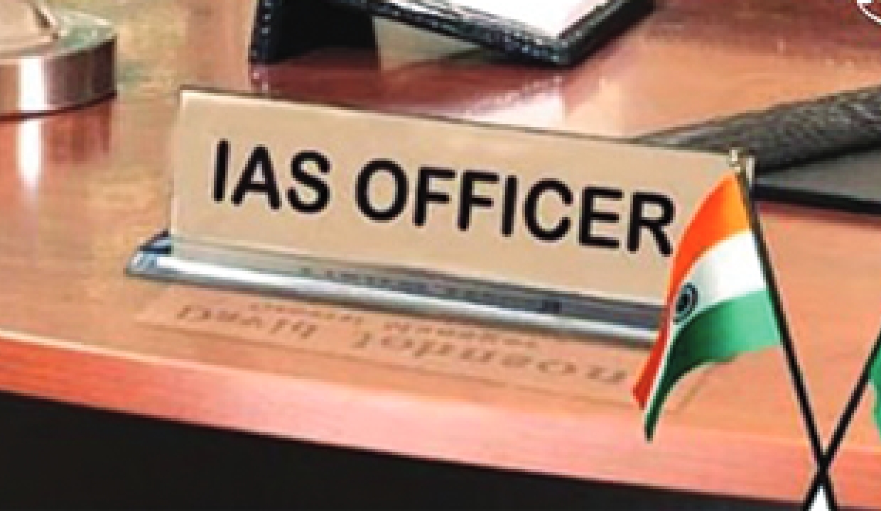 11 IAS officers transferred in Maharashtra