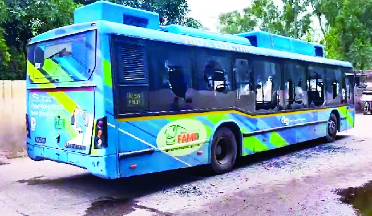 12-year-old girl killed as DTC runs over scooter in east Delhi