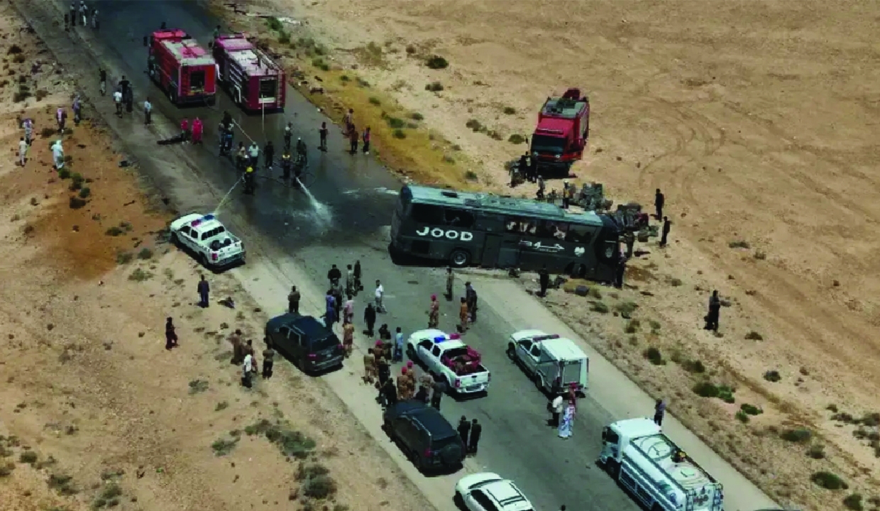 35 people killed after buses collide in Syria, State media reports