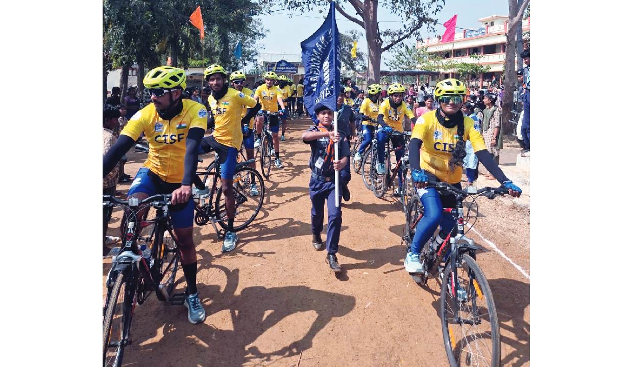 6,553 km of CISF Vande Mataram Coastal Cyclothon culminates at Kochi