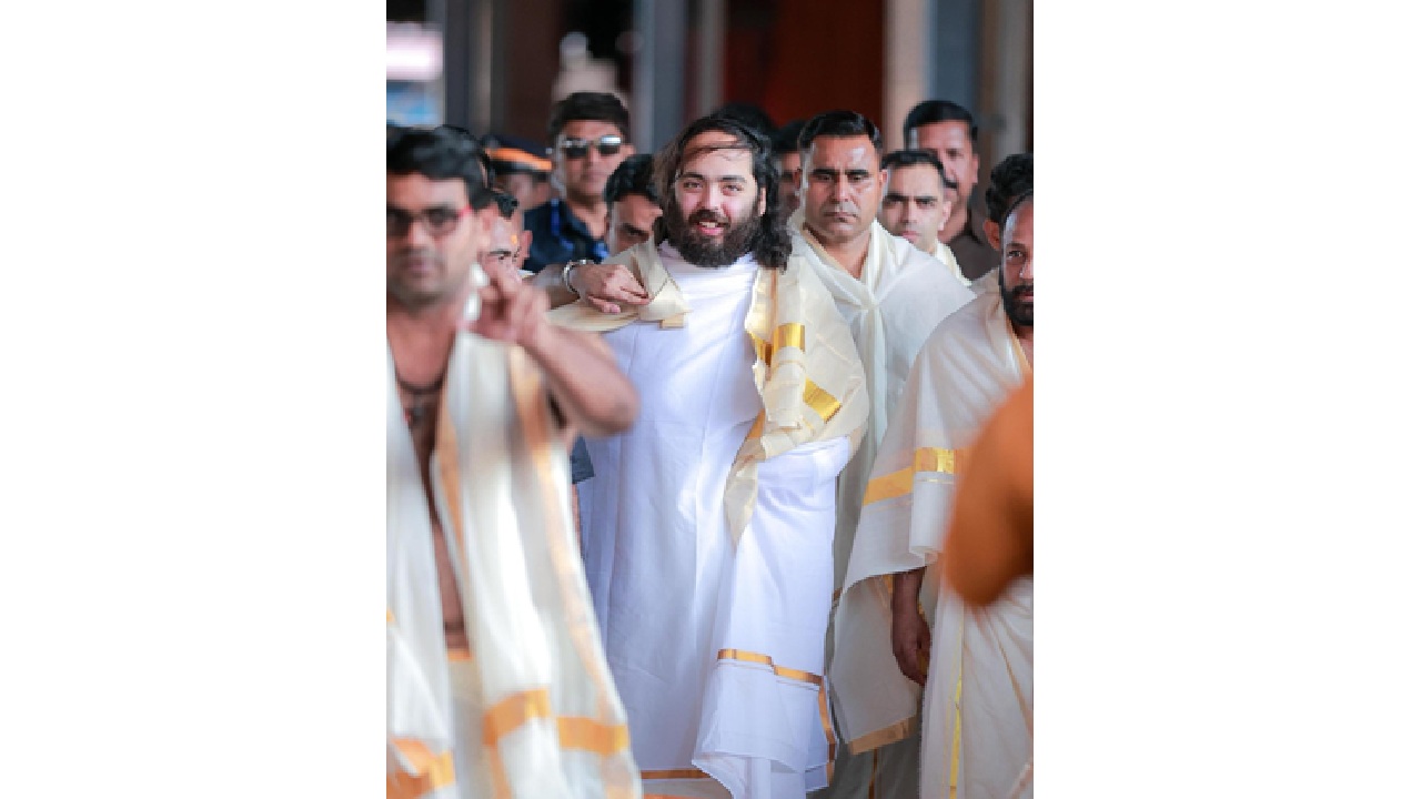 Anant Ambani visits Guruvayur Temple; contributes ₹6 crore in donations, commits ₹12 crore for Rajarajeshwaram restoration; reinforces animal welfare efforts through Vantara