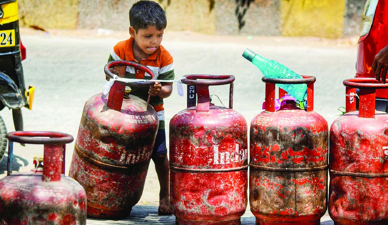 BJP rejects claims of migrant exodus over LPG shortage