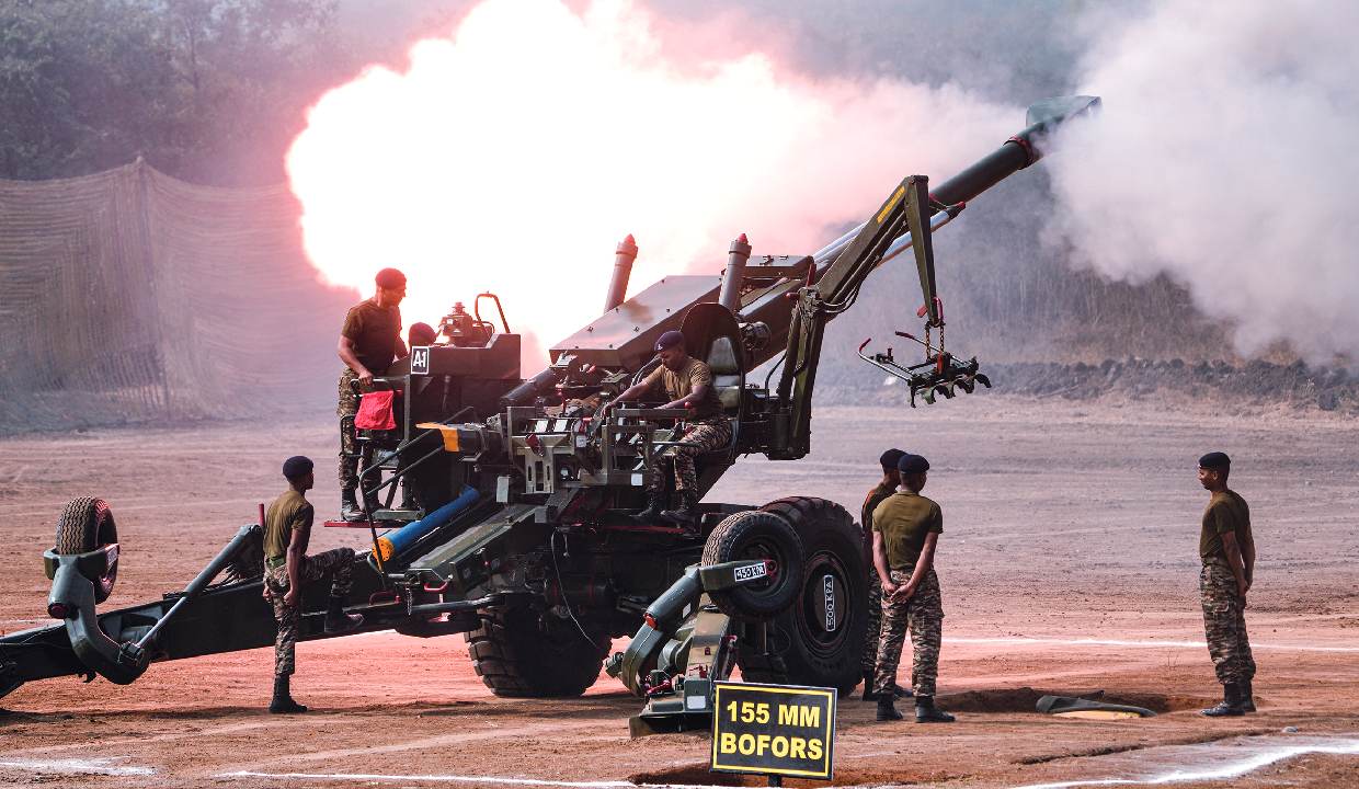 Booming guns, hovering drones: Army’s Regiment of artillery puts up spectacular show of firepower